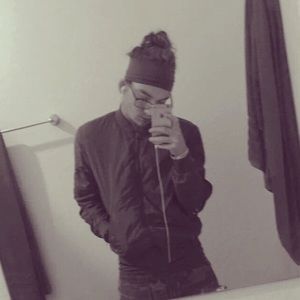 Meet your Posher, Jt